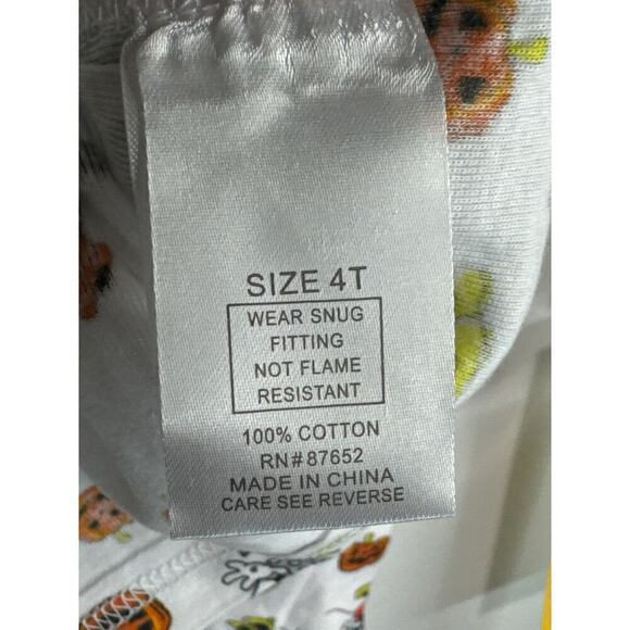 Disney Minnie & Mickey Halloween Two Pieces Pajamas Set Size 4T NWT - Picture 5 of 6